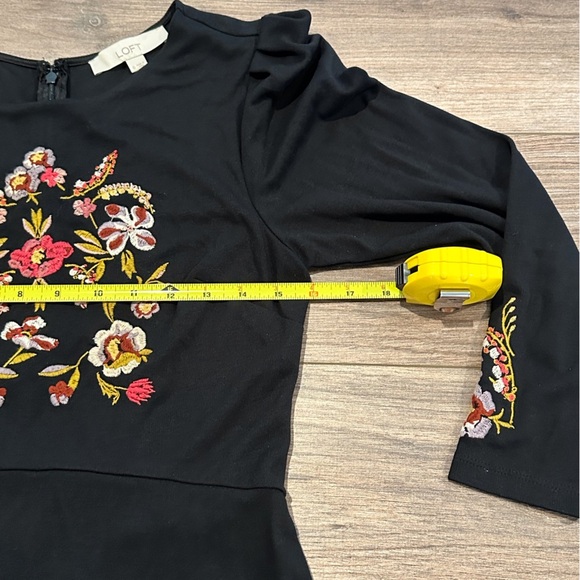 Loft Floral Embroidered Black Dress Size 0 - Picture 8 of 9